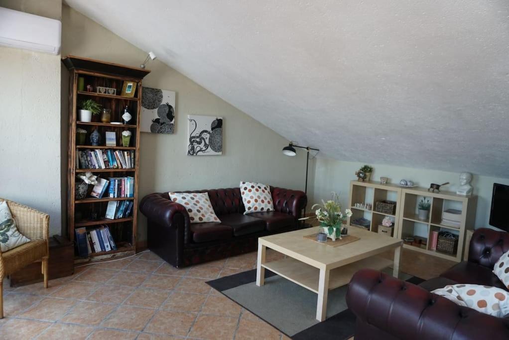 알고도날레스 Eagles Nest - Massive Townhouse With Pool With Outstanding Views 빌라 외부 사진