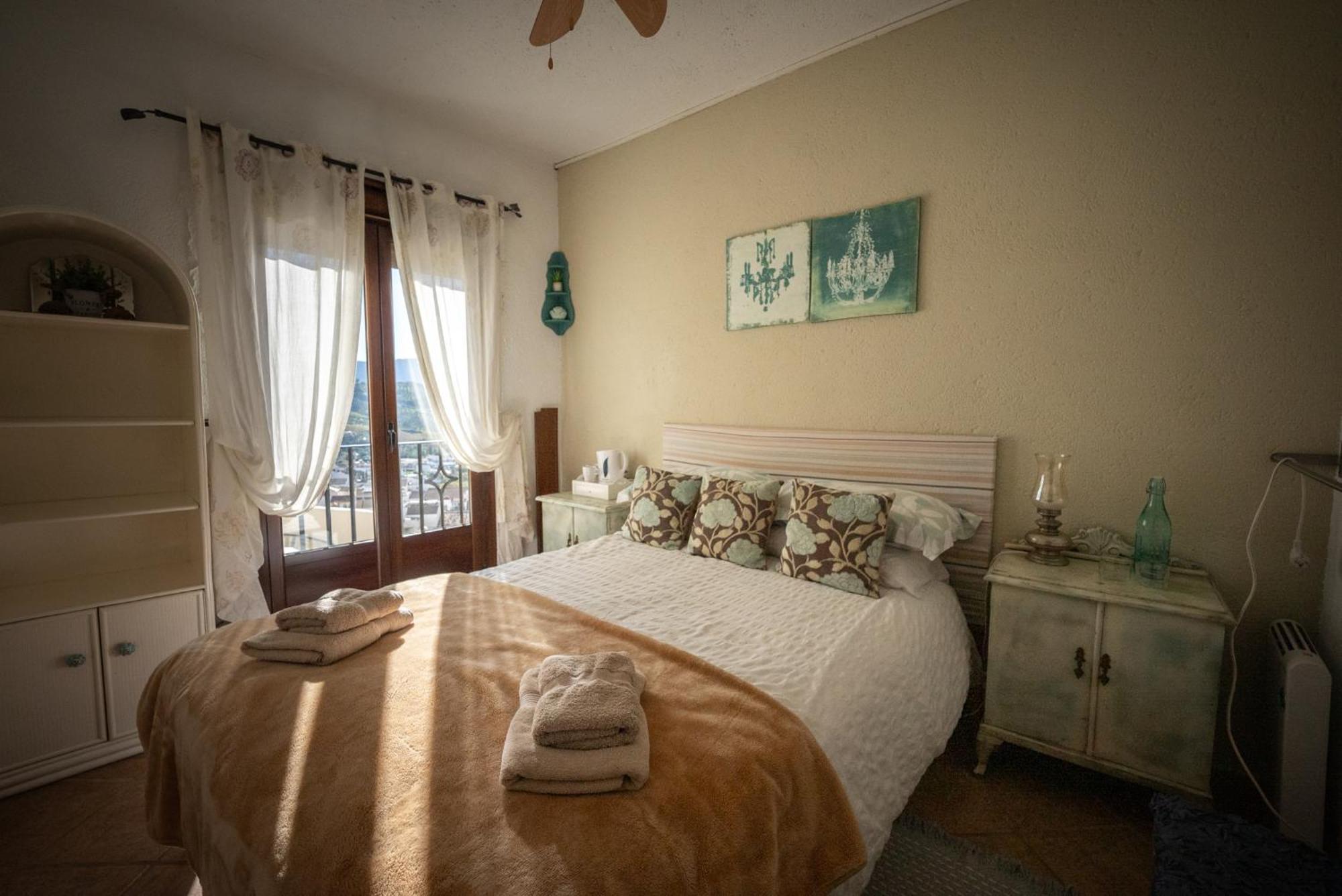 알고도날레스 Eagles Nest - Massive Townhouse With Pool With Outstanding Views 빌라 외부 사진